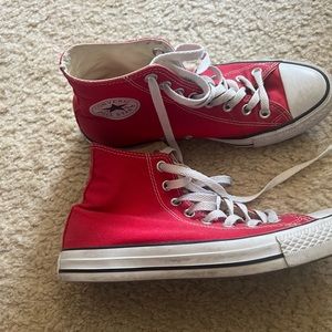 Good condition high top red converse